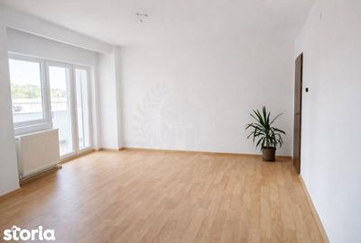 Apartament cu 4 camere în Republicii - 10