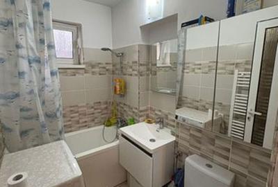 Apartament cu 3 camere semidecomandat în Traian - 11