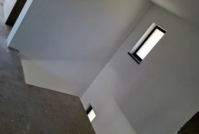 Casă / vilă Mărăcineni / Argeș , finisaje moderne ! - 14