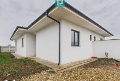 Casă cu 3 camere cu Teren 250 Mp în Tokai - 5