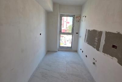 Apartament cu 2 camere decomandat în Baza 3 - 6