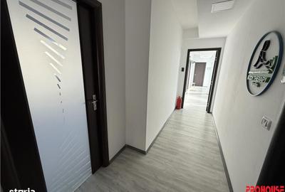 Spațiu comercial, de 20 mp, în Central