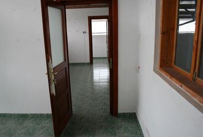 Hala cu birouri, acces TIR - 8