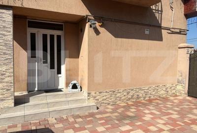 Super oferta Casa 6 camere, 415mp, cartierul Iosia - 3