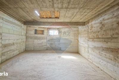 Casă cu 6 camere cu Teren 847 Mp în Hălchiu - 14