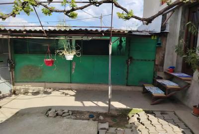 Casă cu 4 camere cu Teren 203 Mp în Central - 8