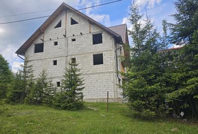 Casa de vacanta + teren intravilan suprafata 2.075mp, Bubesti, Arieseni - 4