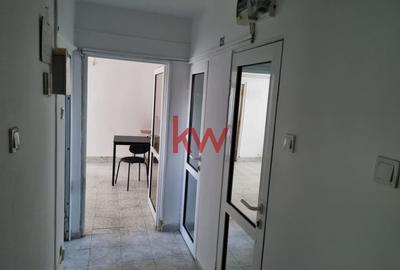 Spatiu comercial la bulevard, cu vad intens, Podu Ros, liber! - 2