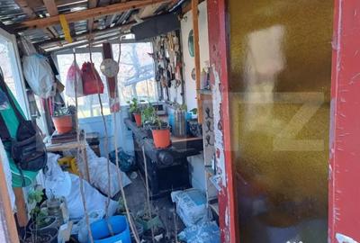 Casă cu 3 camere cu Teren 2000 Mp în Central - 2