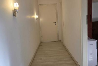 Apartament cu 3 camere semidecomandat în Circumvalațiunii - 2
