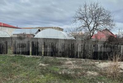 Casă cu 7 camere cu Teren 1400 Mp în Central - 9