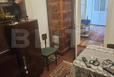 Casă cu 5 camere cu Teren 657 Mp în Central