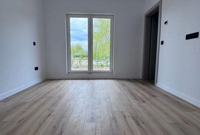 Casă cu 4 camere în Central - 12
