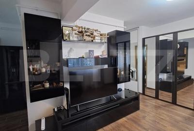 Apartament cu 2 camere semidecomandat, mobilat în Tractorul - 1