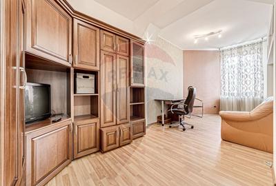 Apartament cu 3 camere decomandat în Boul Roșu - 10