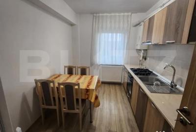 Apartament cu 2 camere decomandat în Cetate