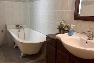 Cotroceni, Romniceanu, parter in imobil mic, spatios, 3 camere, balcon, birouri - 9