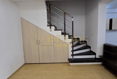 Duplex, 4 camere, 190 mp ,teren  273 mp , zona Dedeman - 10