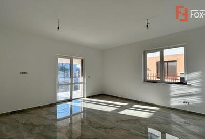 Duplex cu 5 camere cu Canalizare în Sânandrei - 2