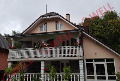 De vânzare o casă de vacanță situat în Sovata! - 15