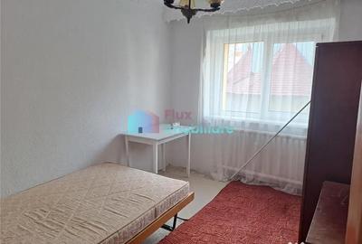 Apartament cu 3 camere decomandat în Obcini - 3