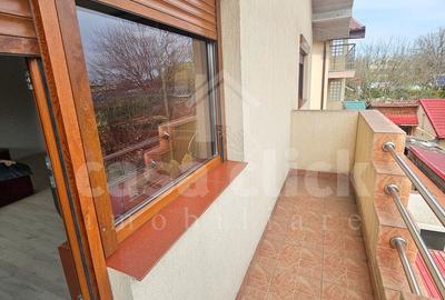 Casă cu 5 camere cu Canalizare în Central