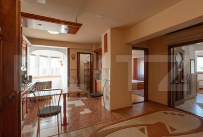 Apartament 3 camere, decomandat, 83 mp, etaj intermediar, zo - 12