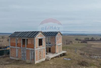 Casă cu 7 camere cu Canalizare în Crizbav - 5