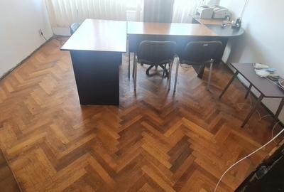 Cartierul Armenesc Ultracentral Apartament 4 camere - 4