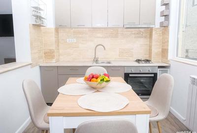 2 camere termen lung liber acum 150 m plaja