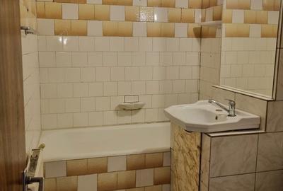 Apartament cu 3 camere semidecomandat în Central - 4
