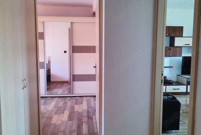 Apartament cu 2 camere decomandat în Valea Ialomiței - 3