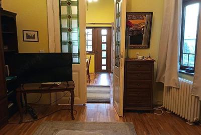Casă cu 5 camere cu Teren 553 Mp în Bălcescu - 10