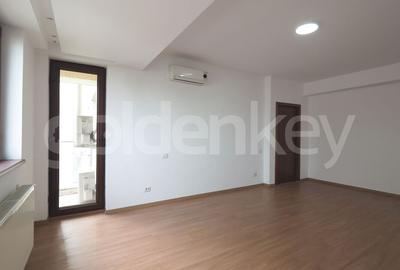 Apartament spatios cu 4 camere nemobilat - 9