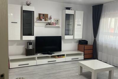 Apartament cu 2 camere decomandat în Central - 2