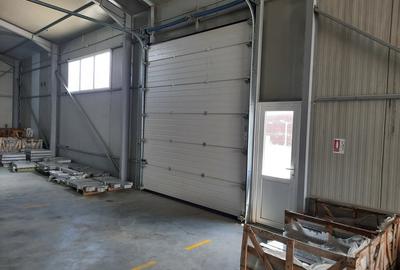 Spațiu comercial, de 510 mp, în Central - 8