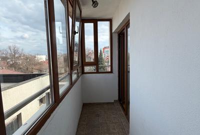 Apartament cu 2 camere semidecomandat, mobilat în Calea Călărașilor - 13