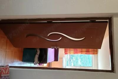 Apartament cu 3 camere decomandat în Micro II