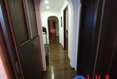 Apartament cu 3 camere decomandat în Central - 12