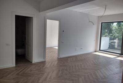 Apartament cu 3 camere decomandat în P-ța Muncii - 17