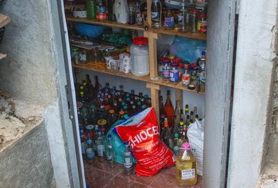 Vand casa ?i teren in satul Costeni, comuna Tismana, jude?ul Gorj. - 2