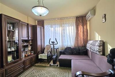 Apartament cu 3 camere semidecomandat în Teiul Doamnei - 2