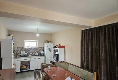 Casa de vanzare - 3