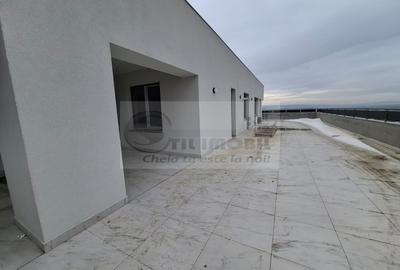 Penthouse cu 3 camere decomandat în Galata - 5