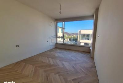 Casă cu 4 camere în Paltin - 1