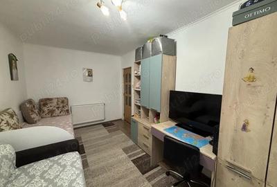 Vand apartament 2 camere - 2