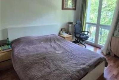 Apartament cu 4 camere semidecomandat, mobilat în Titan