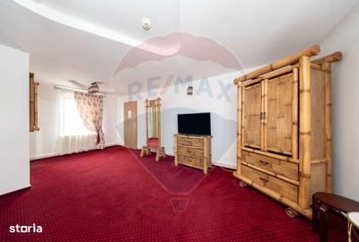 Spațiu comercial, de 2,109.7 mp, în Central - 14