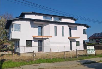 Casă cu 4 camere în Central - 6