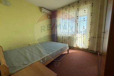 Apartament cu 3 camere de vanzare | Calea Grivitei | Vedere panoramica - 12